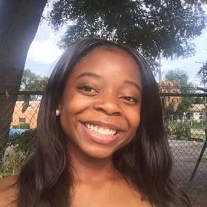 Meet your Posher, Aleah